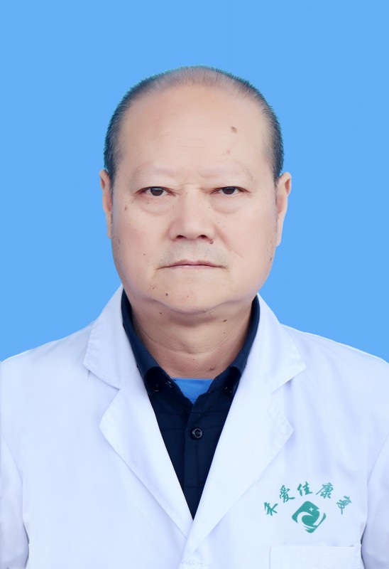邹光玉	